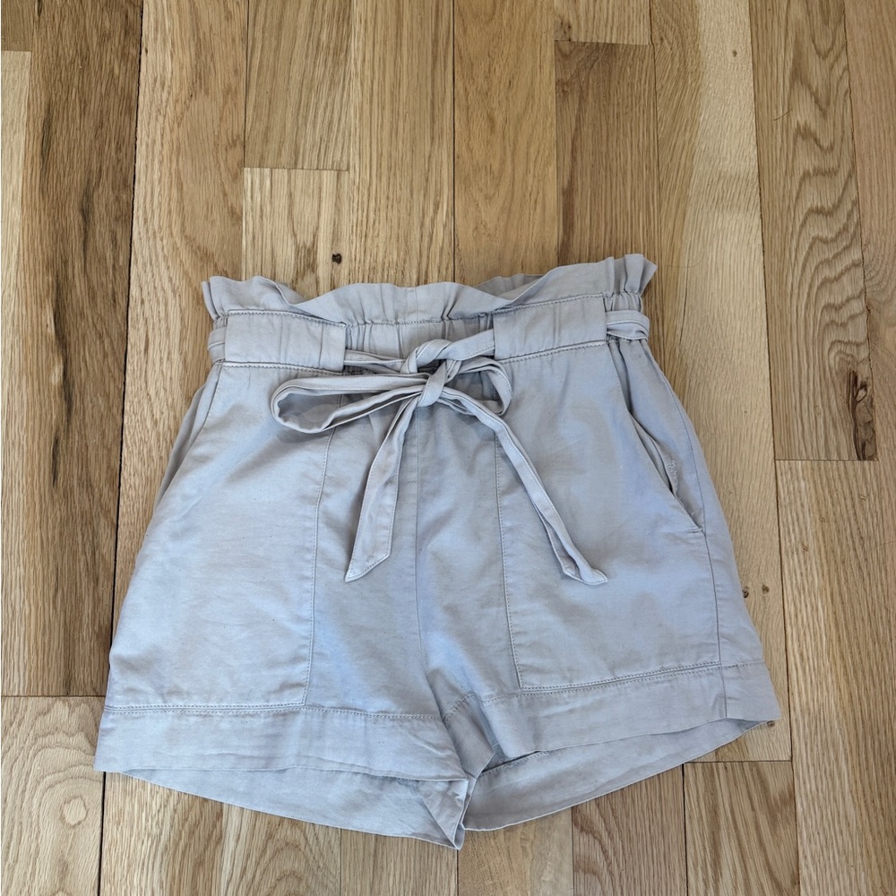 Romeo & Juliet Couture High Waist Light Shorts